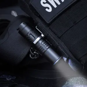 Klarus XT1C Compact 1000 Lümen El Feneri