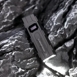 Klarus FlatTac X2 3000 Lümen El Feneri