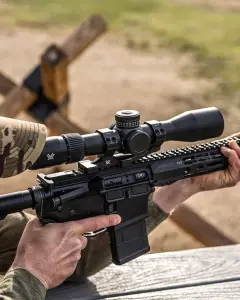 Vortex Venom 3-15X44 FFP EBR-7C (MRAD) Tüfek Dürbünü
