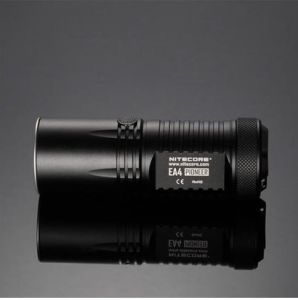 NITECORE EA4 860 LUMEN EL FENERI(4XAA)