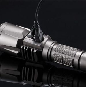 NITECORE P25 860 LUMEN SARJLI EL FENERI(USB SARJ)