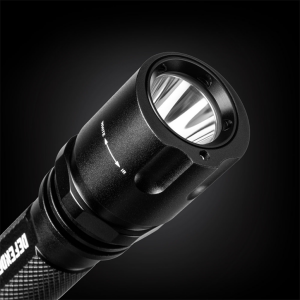 MACTRONIC DEFENDER IR El Feneri 400 Lümen