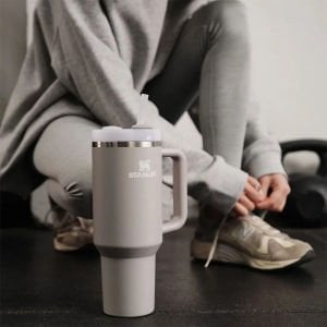 Stanley Quencher Pipetli Termos Bardak 1.18 Lt