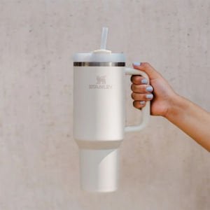 Stanley Quencher Pipetli Termos Bardak 1.18 Lt
